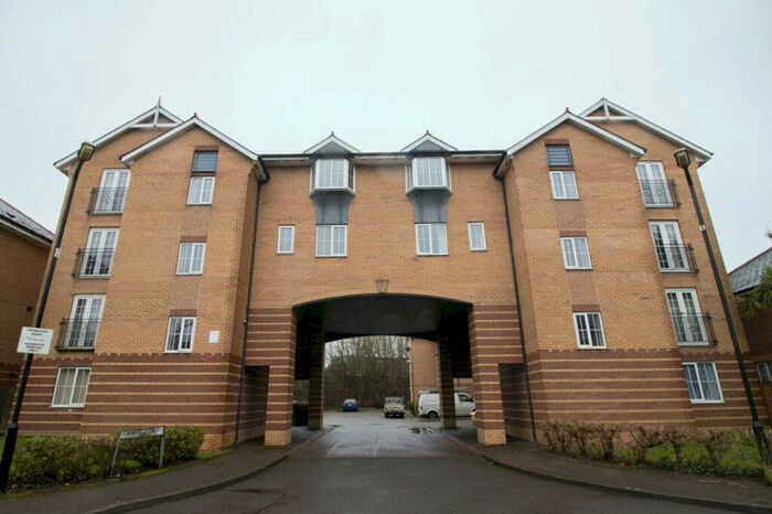 1 Bedroom Apartment To Rent In Campbell Drive, Windsor Quay, Cardiff Bay, CF11