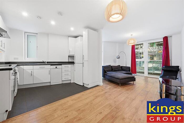 1 Bedroom Flat For Sale In Coppermill Heights, Daneland Walk, London, N17