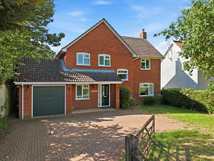 4 Bedroom Detached House For Sale In Main Road, Martlesham, IP12