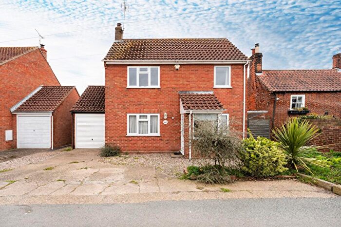 3 Bedroom Detached House For Sale In The Lane, Winterton-On-Sea, NR29