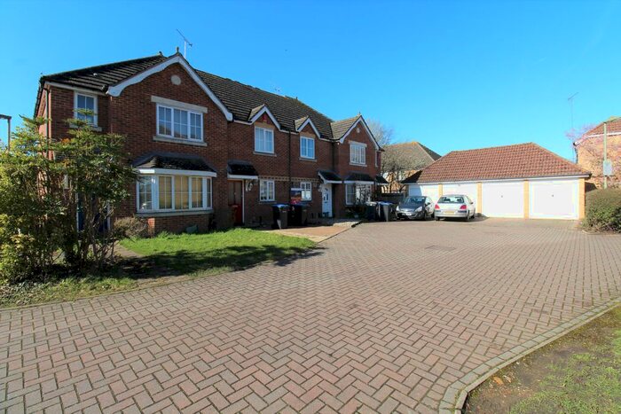 2 Bedroom Terraced House To Rent In Nightingale Shott, Egham, TW20