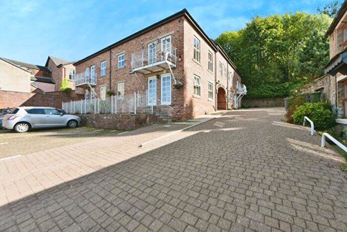 1 Bedroom Apartment For Sale In The Old Tannery, Hyde, Greater Manchester, SK14