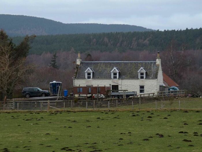 4 Bedroom Farmhouse For Sale In Cromdale, Grantown-On-Spey, PH26