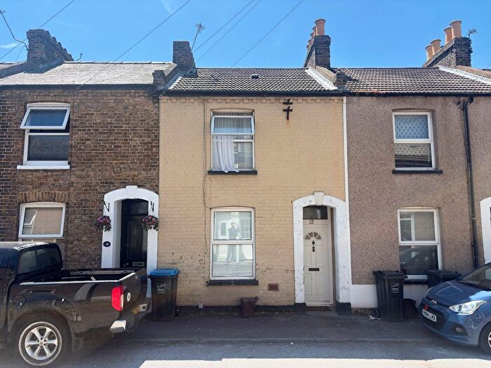 2 Bedroom Terraced House For Sale In Grotto Road, Margate, CT9