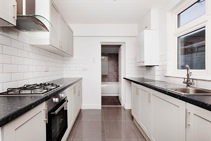 3 Bedroom Terraced House For Sale In Macdonald Road, London, E17