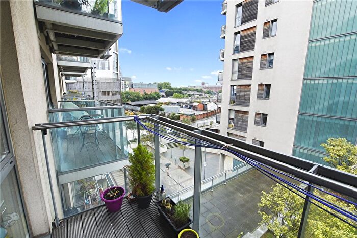 1 Bedroom Flat For Sale In John Wetherby Court, High Street, Stratford, London, E15