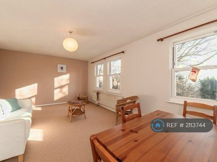 2 Bedroom Flat To Rent In Honor Oak Road, London, SE23