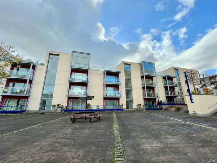 3 Bedroom Apartment To Rent In Harbourside, Liberty Gardens, BS1