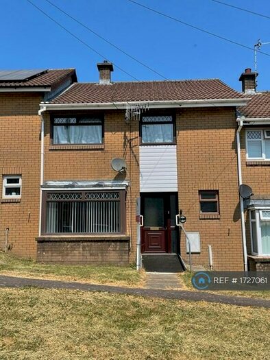 3 Bedroom Terraced House To Rent In Bethel Place, Hirwaun, Aberdare, CF44