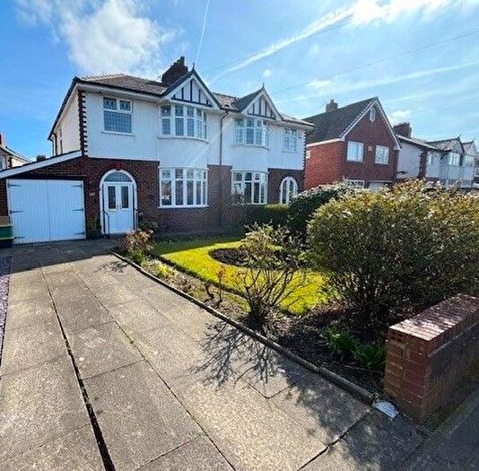 3 Bedroom Semi-Detached House To Rent In Liverpool Road, Penwortham, Preston, PR1