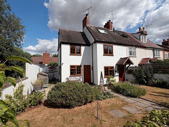 3 Bedroom Cottage For Sale In Hammonds Terrace, Kenilworth, CV8