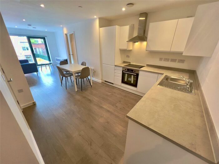 2 Bedroom Flat To Rent In Traffic Street, Nottingham, NG2