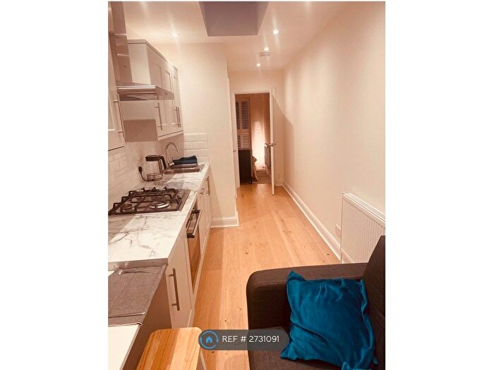 1 Bedroom Flat To Rent In Crathie Road, Lee, SE12