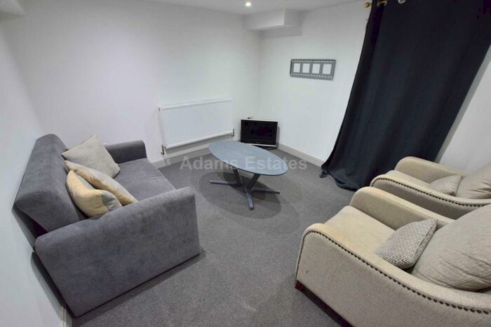 5 Bedroom Terraced House To Rent In Cholmeley Road, Reading, RG1