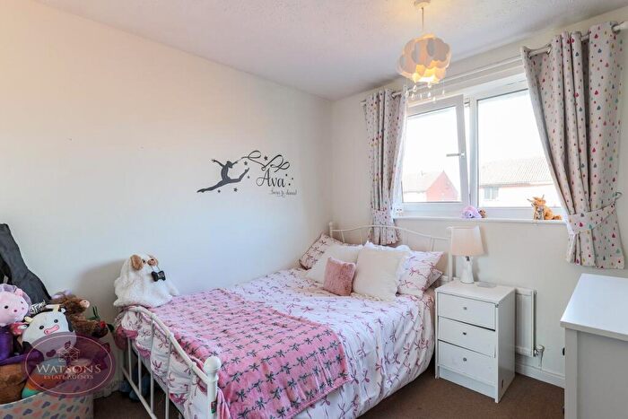 3 Bedroom Semi-Detached House For Sale In Catkin Drive, Giltbrook, Nottingham, NG16