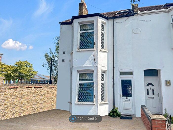 1 Bedroom Maisonette To Rent In Cromwell Road, Hounslow, TW3