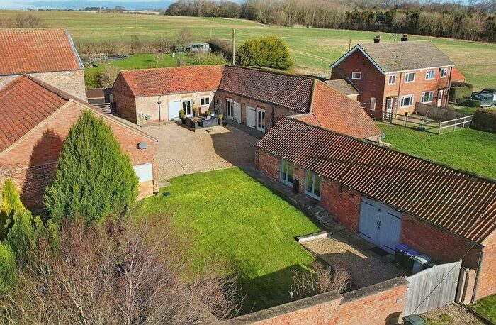5 Bedroom Barn Conversion For Sale In Lincoln Road, Welton Le Wold, LN11