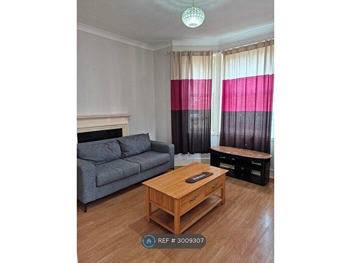 2 Bedroom Semi-Detached House To Rent In Clarendon Road, Ashford, TW15