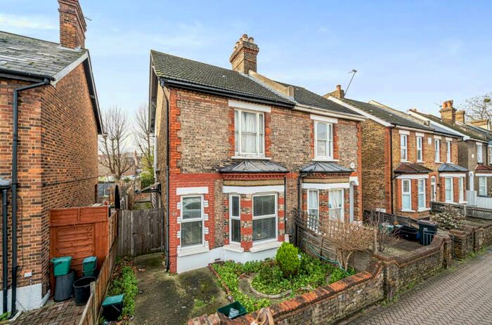 1 Bedroom Flat To Rent In West Street Bromley, BR1