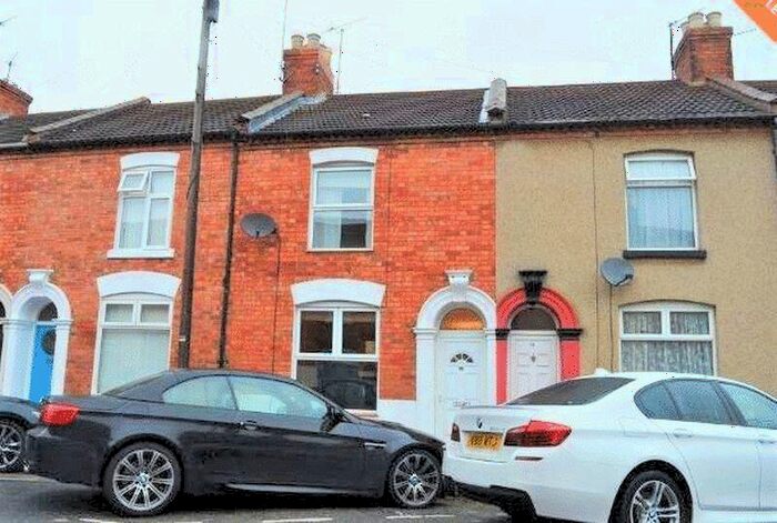 2 Bedroom Terraced House To Rent In Somerset Street, The Mounts, NN1