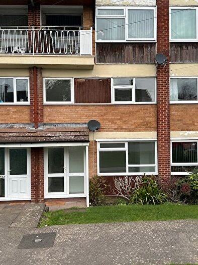 3 Bedroom Terraced House To Rent In Windrush Close, Solihull, B92