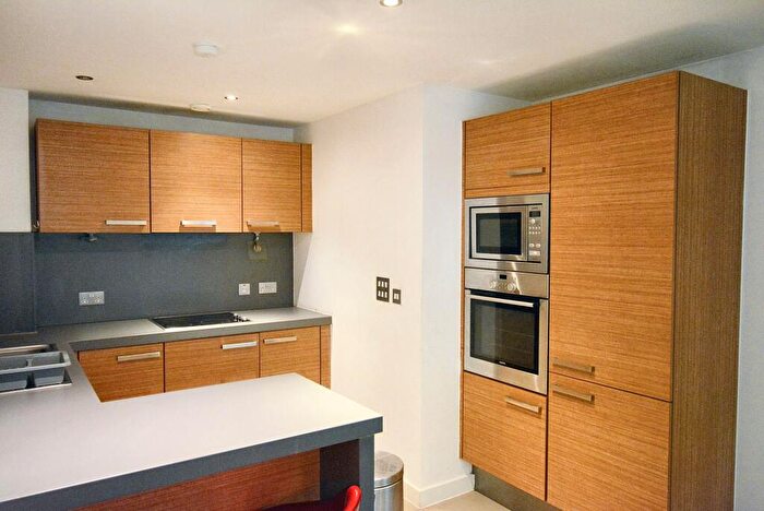 1 Bedroom Apartment To Rent In Lord Street, Britton House, M4