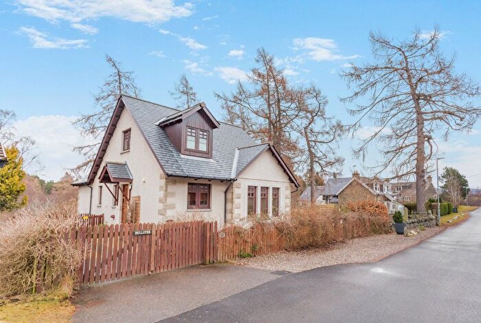 3 Bedroom Detached House For Sale In Golf Course Road, Newtonmore, Inverness-Shire, PH20