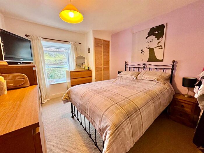3 Bedroom House For Sale In Prince Llewelyn Terrace, Dolwyddean, LL25