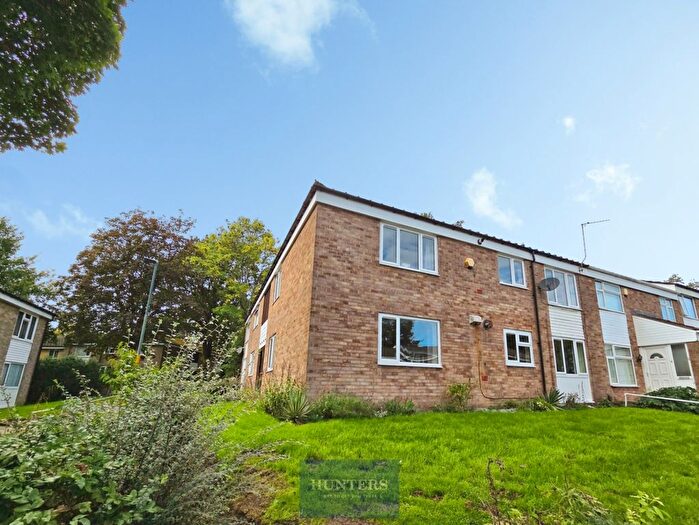 3 Bedroom Flat To Rent In Leahurst Crescent, Birmingham, B17