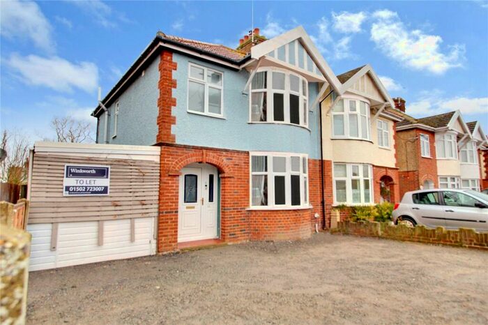 2 Bedroom Semi-Detached House To Rent In Pier Avenue, Southwold, Suffolk, IP18