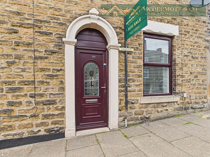 2 Bedroom End Terrace House For Sale In Stamford Road, Lees, Oldham, OL4