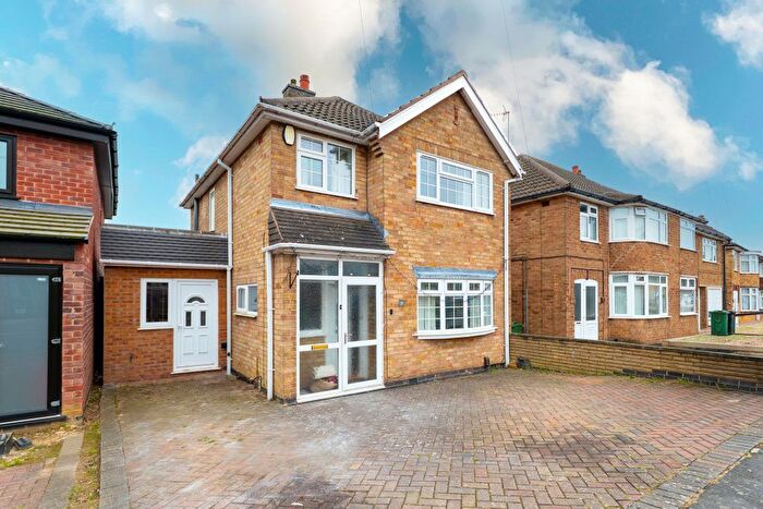 4 Bedroom Detached House For Sale In Moorgate Avenue, Birstall, Leicester, LE4