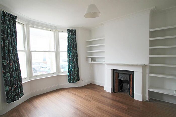 1 Bedroom Flat To Rent In Goldstone Road, Hove, BN3