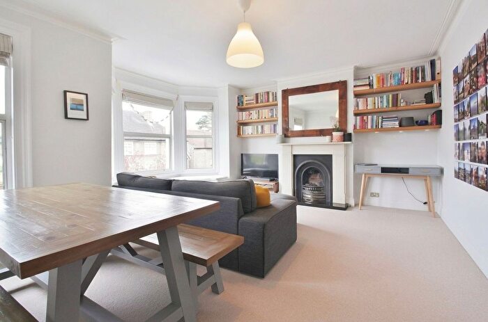 2 Bedroom Flat For Sale In Witham Road, Isleworth, TW7