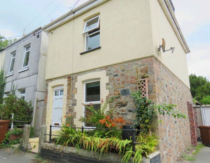 2 Bedroom Property To Rent In Zion Place, Ivybridge, PL21