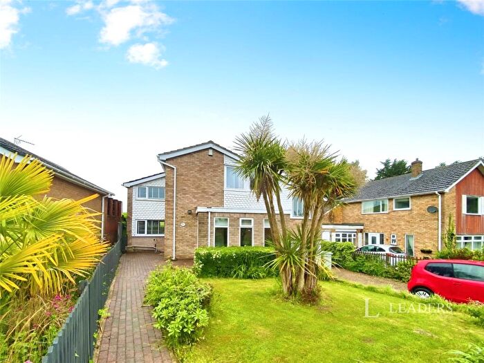 4 Bedroom House To Rent In Redland Road, LE15