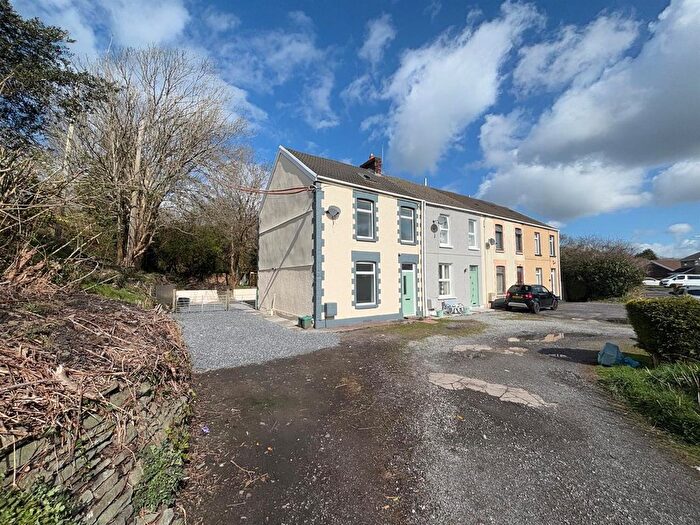 4 Bedroom End Of Terrace House For Sale In Tyisha Terrace, Llanelli, SA15