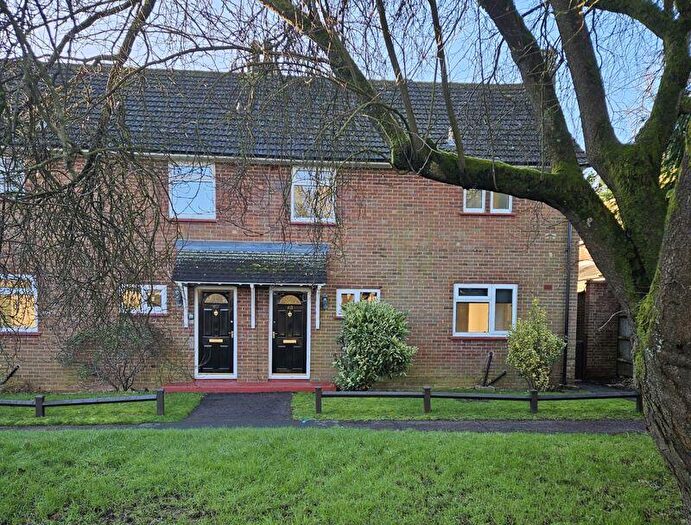 3 Bedroom Semi-Detached House To Rent In Walters Ash, HP14