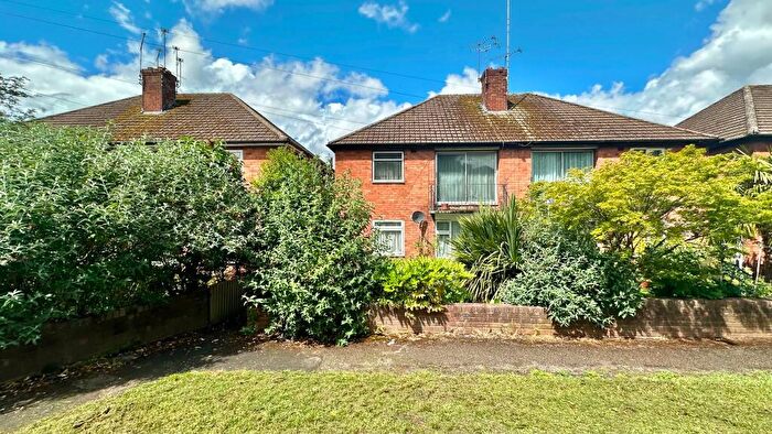 2 Bedroom Ground Maisonette For Sale In Sunnybank Avenue, Stonehouse Estate, Coventry, CV3