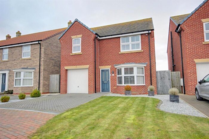 4 Bedroom Detached House For Sale In Paradise Drive, Woodmansey, HU17