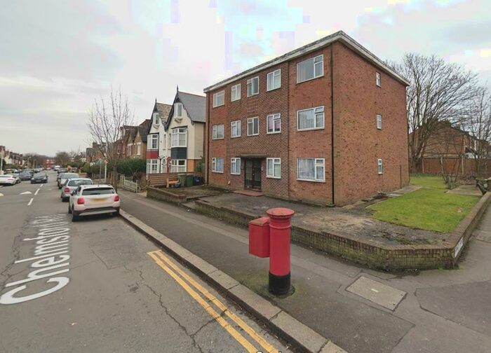 2 Bedroom Flat To Rent In Arnold Court, Chelmsford Road, London, E18