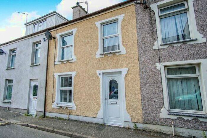 3 Bedroom Property To Rent In Cybi Place, Holyhead, LL65