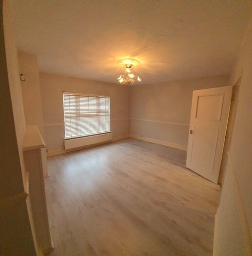 1 Bedroom Flat To Rent In London Road, Southborough, Tunbridge Wells, TN4