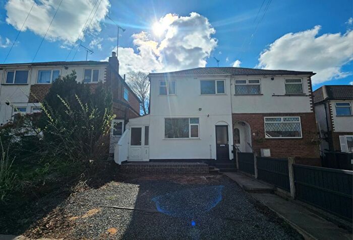 2 Bedroom Property To Rent In Rodlington Avenue, Birmingham, B44