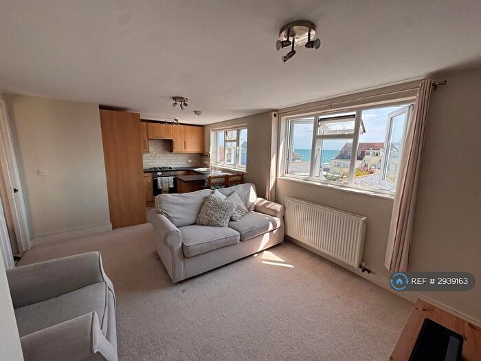 1 Bedroom Flat To Rent In Havelock Close, Felpham, PO22
