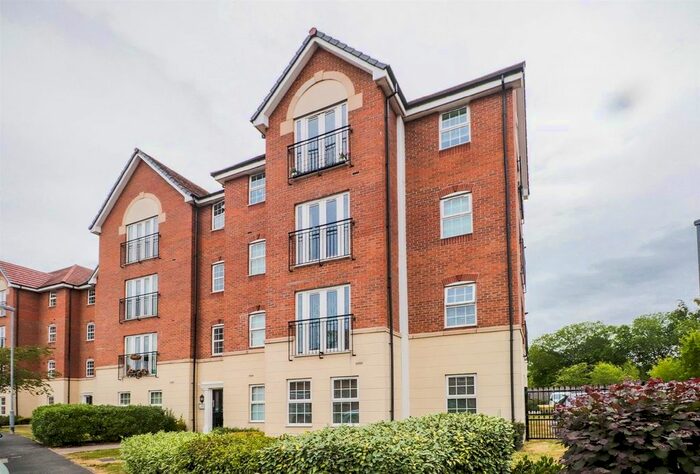 2 Bedroom Flat To Rent In Priory Chase, Pontefract, WF8