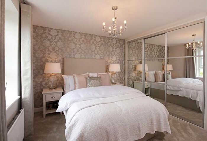5 Bedroom Detached House For Sale In Fen Street, Milton Keynes, Buckinghamshrie, MK10