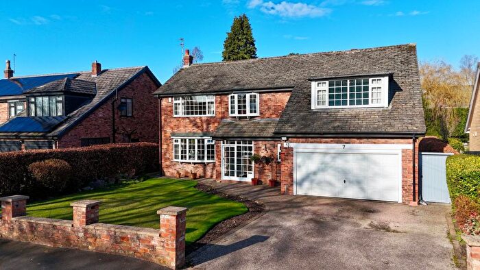 4 Bedroom Detached House For Sale In Southern Crescent, Bramhall, SK7