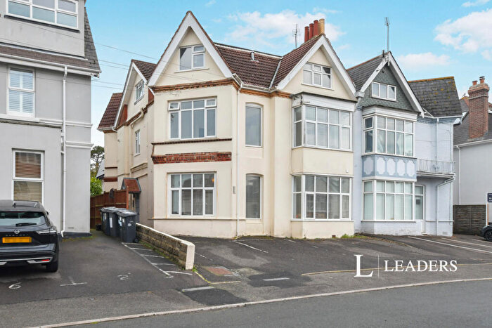 2 Bedroom Flat To Rent In Burnaby Road, Bournemouth, Dorset, BH4