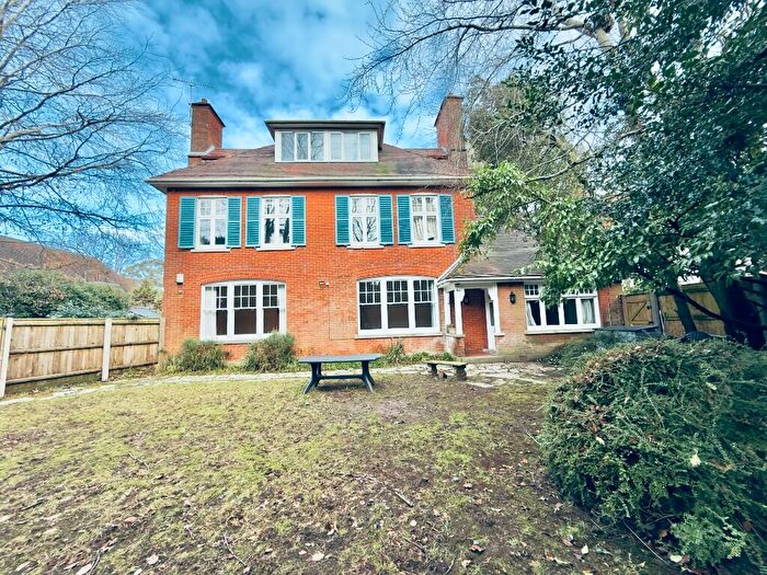 3 Bedroom Apartment To Rent In Talbot Avenue, Bournemouth, Dorset, BH3